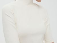 Джемпер с коротким рукавом и воротником-стойкой