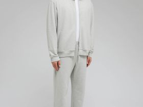 Толстовка на молнии с воротником-стойкой