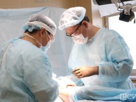 «Поставили на ноги за два дня»: мобильные хирурги оперировали 72-летнего мужчину в Верхневилюйске