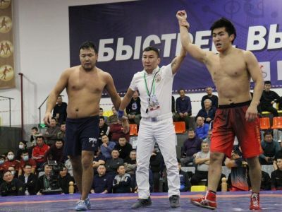 Лучшие десять районных команд Якутии сразятся за Кубок Федерации по хапсагаю