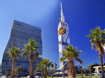 Мас-рестлинг на берегу Черного моря.