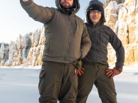 Зима на реке Синяя. Синские Столбы