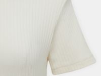 Футболка приталенного силуэта