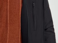 Пуховое пальто с воротником-стойкой