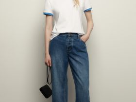 Футболка из хлопка с контрастной окантовкой