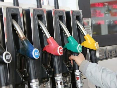 Росстат сообщил, в каких регионах России бензин подорожал сильнее всего