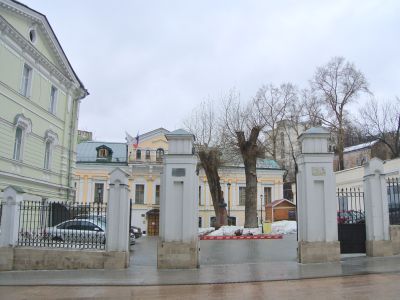 Городская усадьба Н.А. Сумарокова - Н.А. Тюляевой, XVIII в. - нач. XX в., архитекторы В.Я. Яковлев, С.А. Карин, С.Ф. Воскресенский