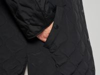 Стеганая куртка с искусственным утеплителем и съем