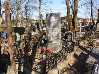 Могила Кузнецова Степана Никифоровича (1918-1979 гг.) – Героя Советского Союза