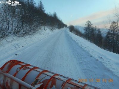 В Усть-Майском районе Якутии сошла лавина недалеко от поселка Югоренок