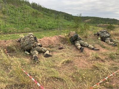 В Якутске бойцы спецподразделений состязались в боевой стрельбе по специальным мишеням