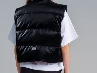 Жилет текстильный с полиуретановым покрытием для девочек