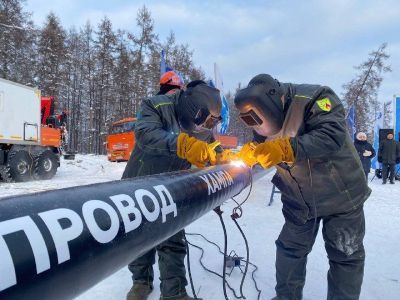 В Вилюйском улусе сварен первый стык межпоселкового газопровода Хампа — Эбя