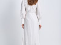 Платье приталенного силуэта