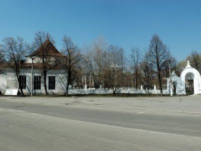 Ансамбль усадьбы заводовладельца "Белый дом"