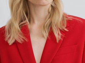 Однобортный приталенный жакет, Красный