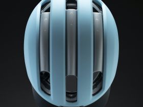 Nutcase Шлем защитный Nutcase Vio Sky, цвет Голубой-Синий, ростовка S/M