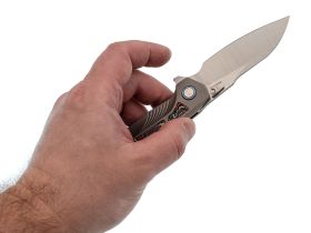 Складной нож Remette Kestrel, сталь S35VN, рукоять алюминий, серый/красный