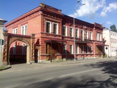 Дом главный