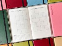 Еженедельник Aesthetic "Success" В6+, Вишнёвый