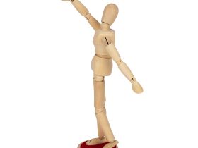 Манекен человека 20 см с мячом, мужской