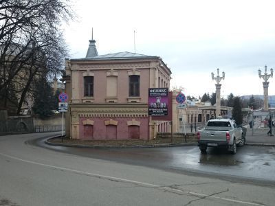 Здание железнодорожного вокзала