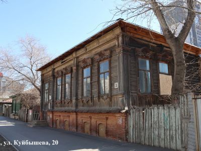 Дом, входящий в ансамбль улицы