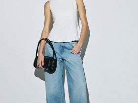 Майка с баской и рельефами, Белый