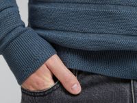 Джемпер с воротником-поло