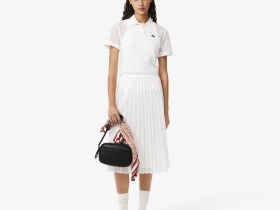 Небольшая женская сумка через плечо Lacoste