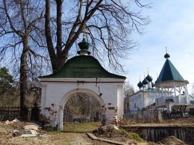 Северо-западные ворота