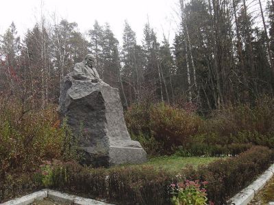 Памятник В.И. Ленину