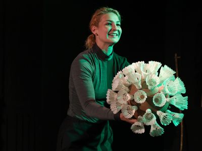 Лулу и динозавр (Новый театр)