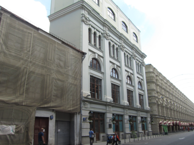 Корпус с трактиром "Бубнова дыра", кон. XVIII в., 1800-е - 1810-е гг., 1884 г., архитектор А.Н.Стратилатов