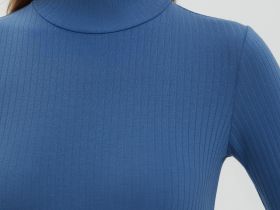 Джемпер с коротким рукавом и воротником-стойкой