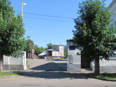 Ворота ограды дома жилого Репьева А.А. (Табачной фабрики Чумаковых)