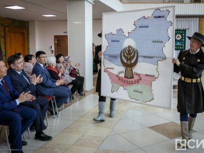 Якутские мастера создали вышитую карту республики в рамках всероссийской акции