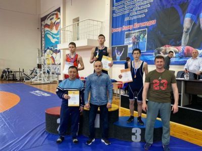 Сборная Якутии завоевала первое место на первенстве России по греко-римской борьбе