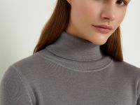 Джемпер женский прямого силуэта