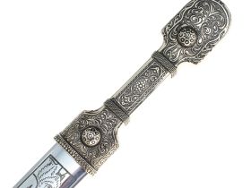 Сувенирный кавказский кинжал K-03, мельхиор