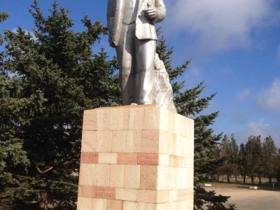 Памятник В.И.Ленину