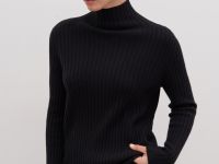 Трикотажный женский джемпер с длинным рукавом