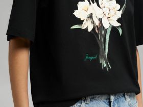 Свободная футболка из хлопкового джерси