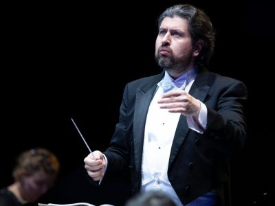 Билеты на Дмитрий Юровский и АСО (Филармония им. Шостаковича. Большой зал) / Концерт | Афиша | ИнфоТаймс