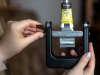 Пресс выжиматель Малевичъ для красок в тюбиках