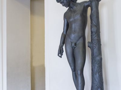 Статуя "Вакх с флейтой"