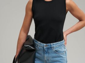 Вязаная майка прилегающего кроя с хлопком