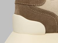 Кроссовки из натуральной кожи