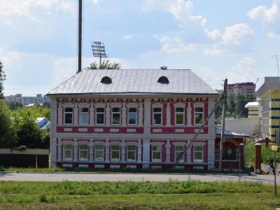 Памятник архитектуры XIX в., бывший купеческий особняк