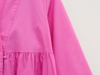 Хлопковое платье с v-образным вырезом